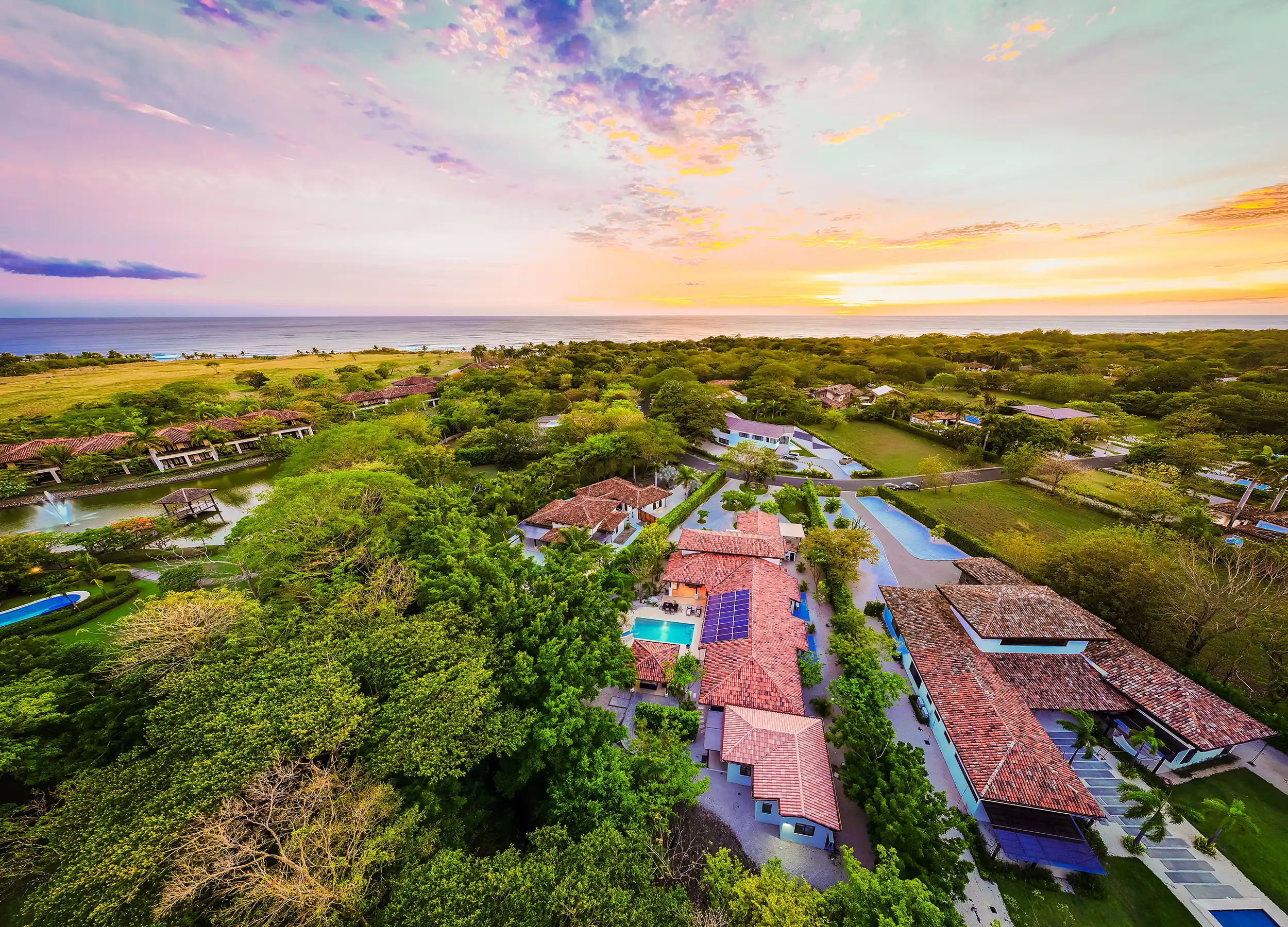 Atardecer sobre Hacienda Pinilla visto desde Casa Bonita Beach